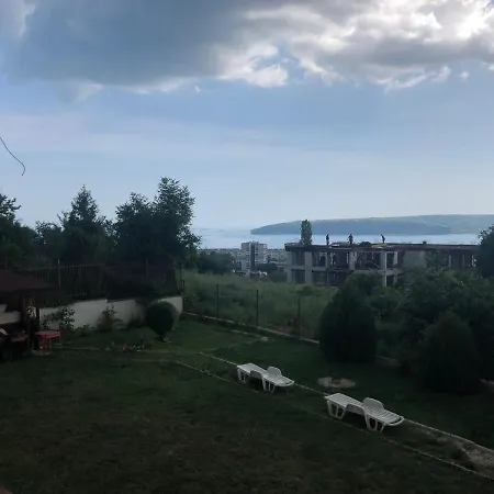 Апартаменты The View *
